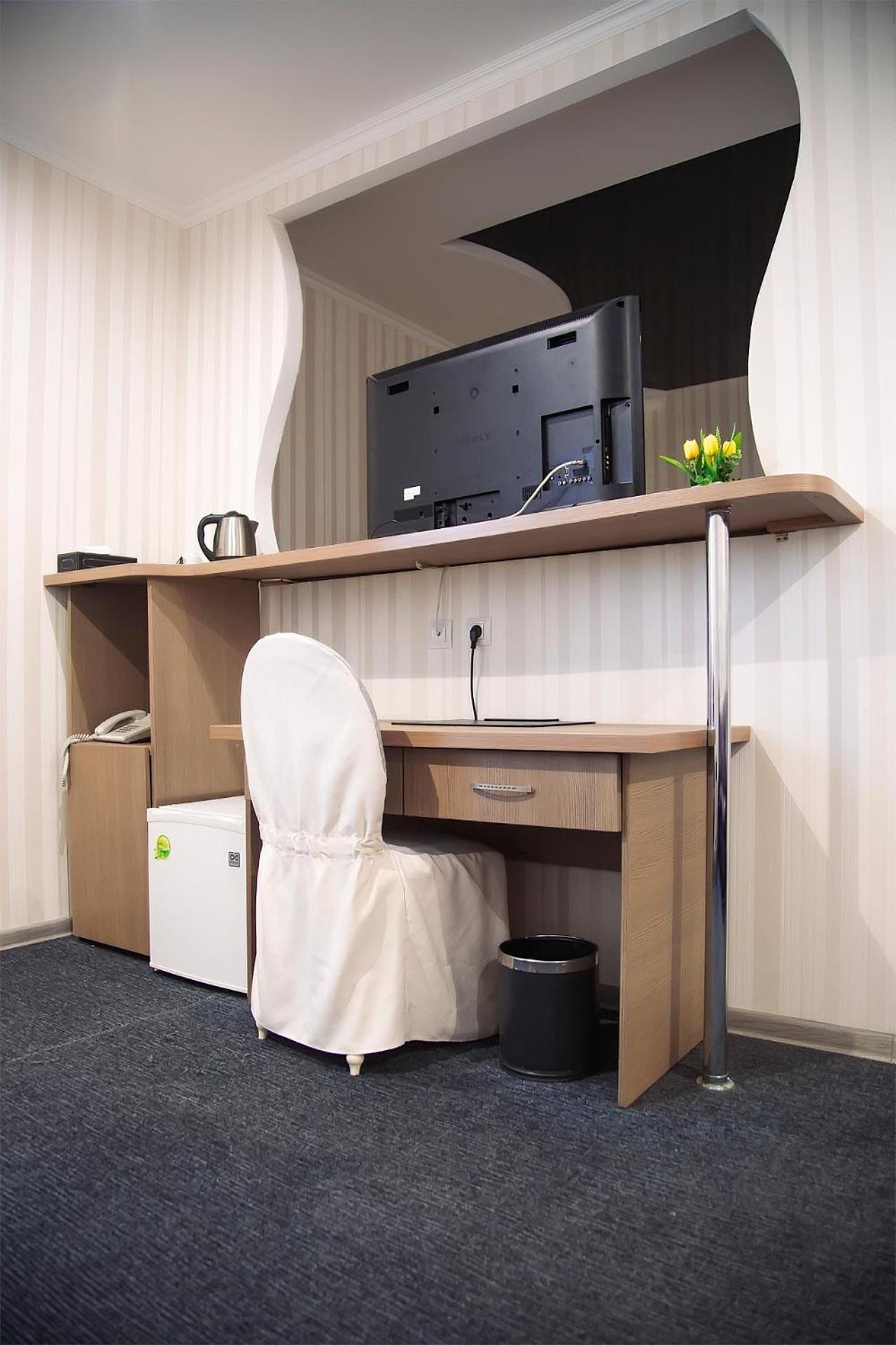 אקטאו Hotel & Fitness Center Mandarin מראה חיצוני תמונה